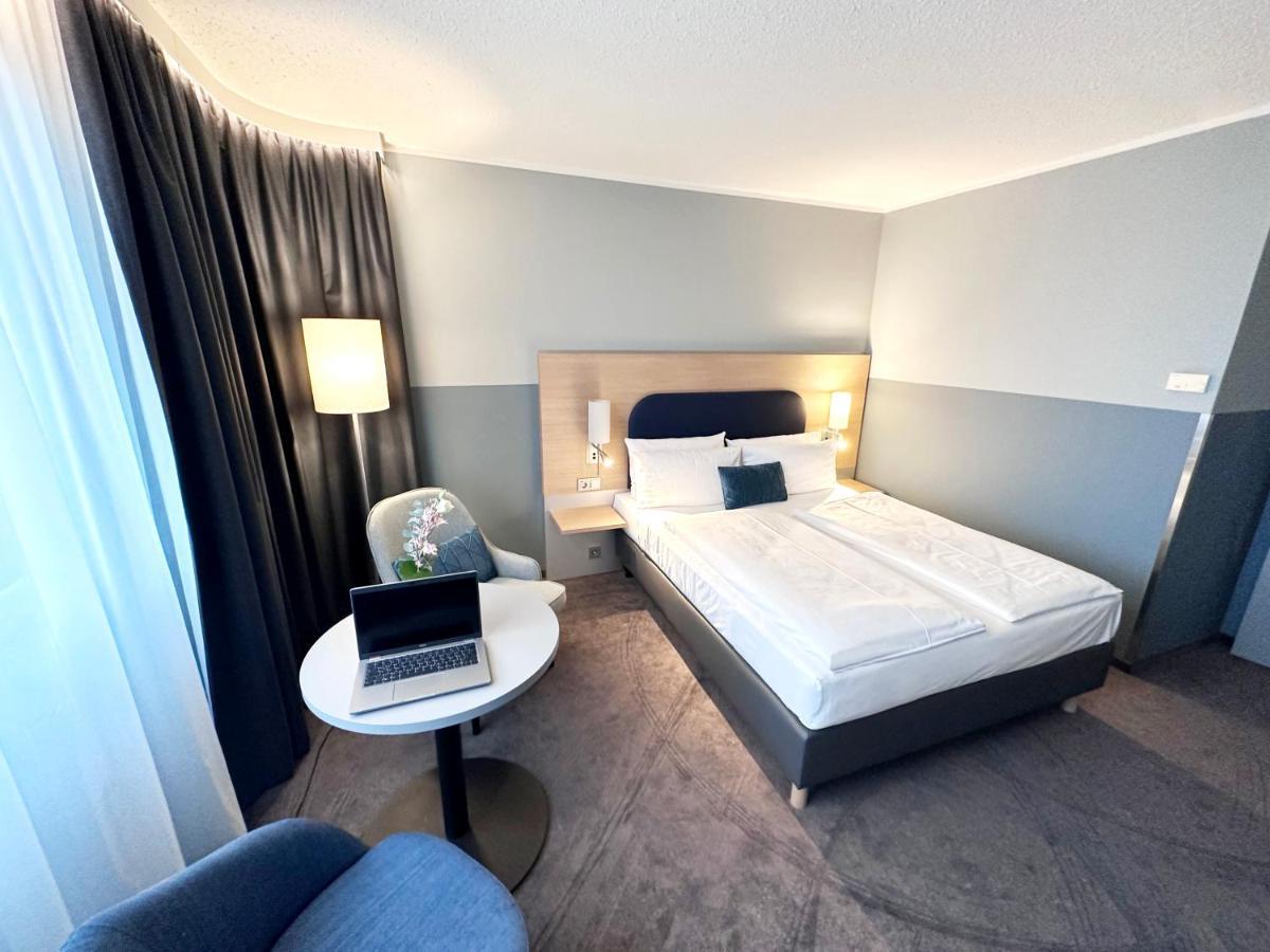 Parken Am Flughafen Frankfurt Hotel Kelsterbach mercure-hotel-frankfurt-airport-frankfurt-main.at-hotels.com
